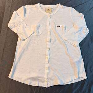 Hollister Men's Long Sleeve Button Henley Shirt White Logo